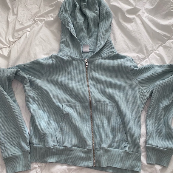 Aritzia Tops - Light blue jacket